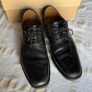 EUC Mens leather Dress shoes size 8.5W